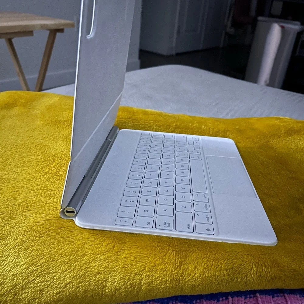 11 inch Magic Keyboard